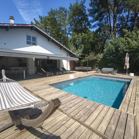 Charming And Comfortable Villa, Golf And Ocean Nearby Villa *